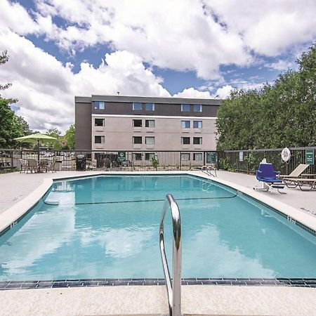 La Quinta By Wyndham Portland Hotel Exterior photo